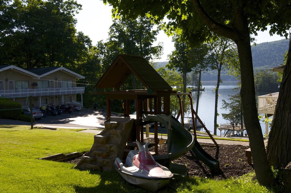 Resort Tea Island